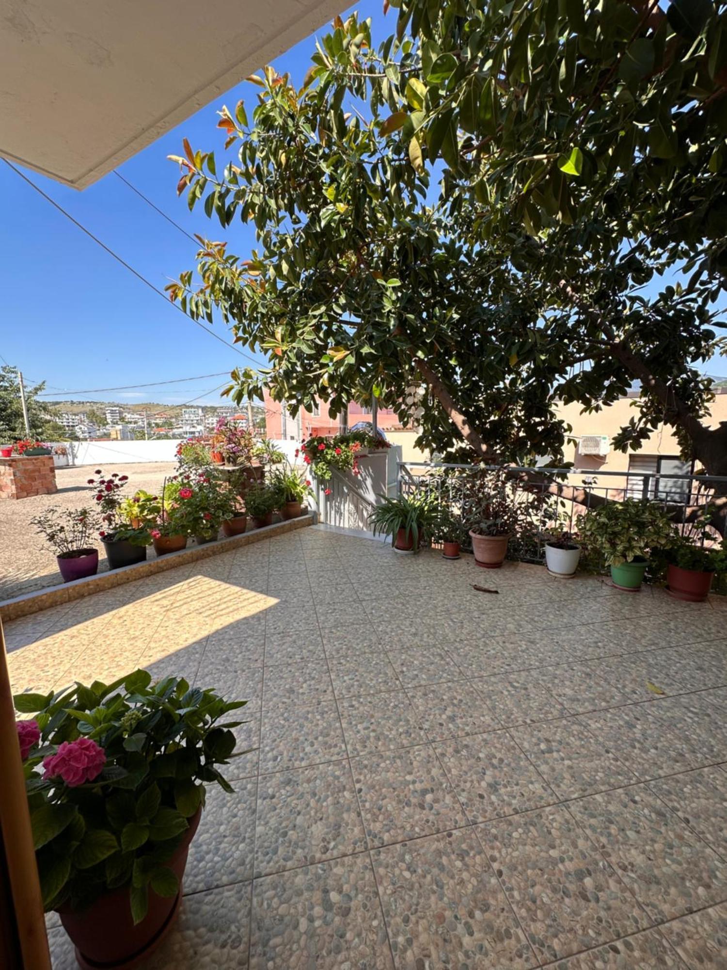 Albi'S Guesthouse Ksamil Exterior photo