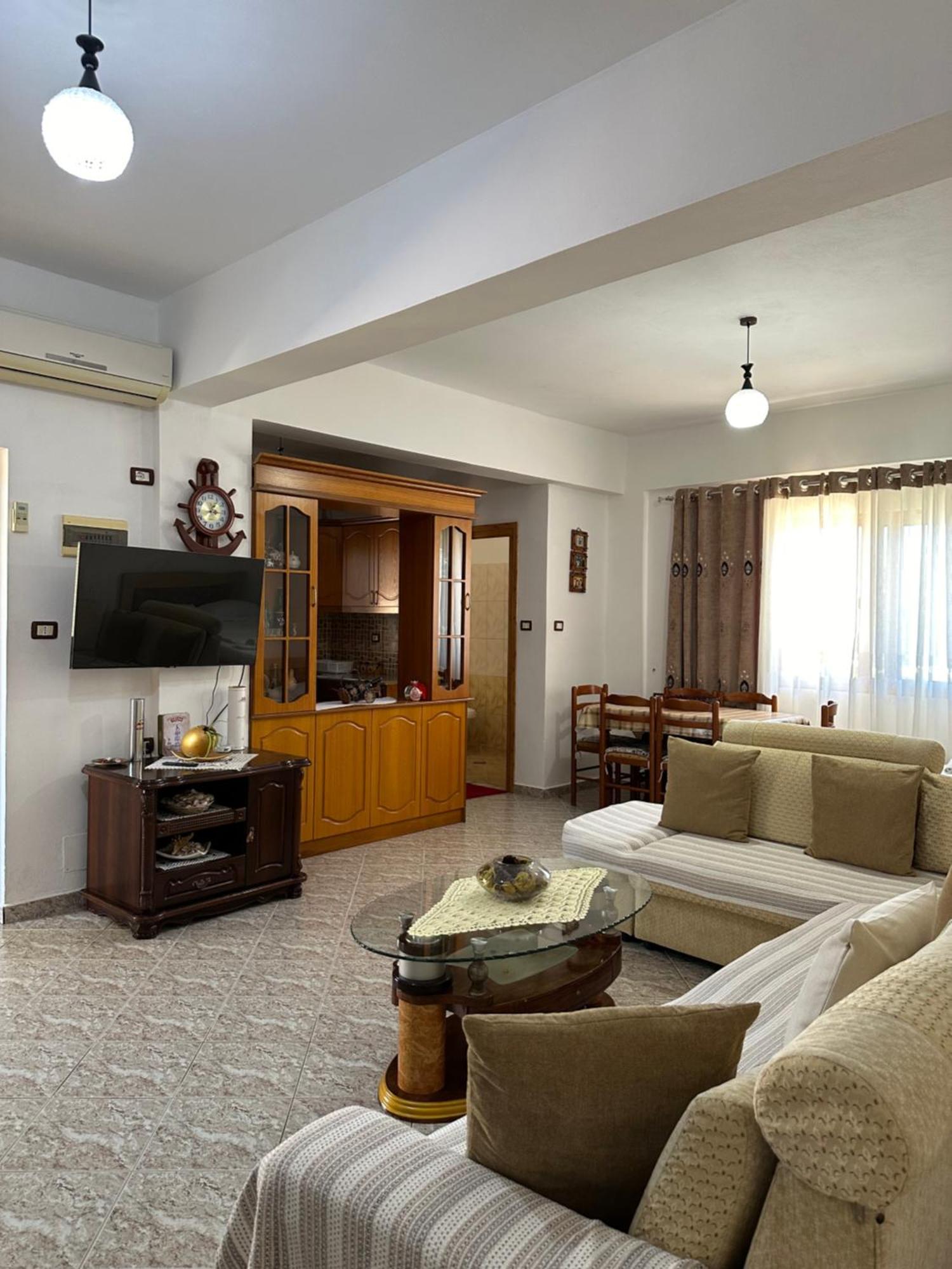 Albi'S Guesthouse Ksamil Exterior photo